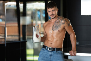 SPAIN IN THE ASS 2 / Scene 5 : Alex Palmieri, Sir Peter, Tom Storm #2