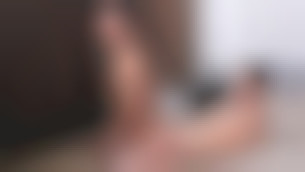 Queue raide pour trou affamé