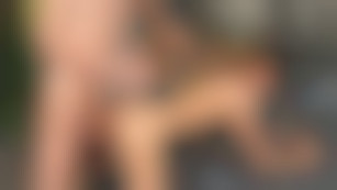 Grosse queue bareback pour trou ravissant