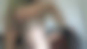 Bite anglaise pour le cul de Jess