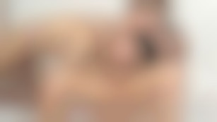 Trois garçons généreux