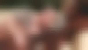 Deux hommes chauds et sans inhibitions