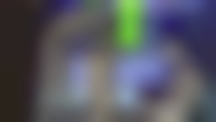 Kevin démonté par deux gars TBM