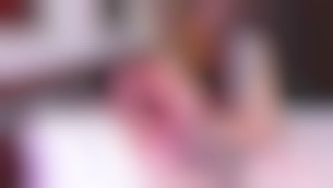 Tringlé par deux beaux mecs