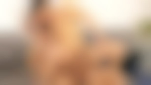 Cul de minet rempli par mec musclé