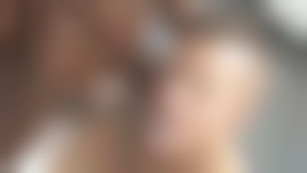 Queue démesurée pour minet chanceux